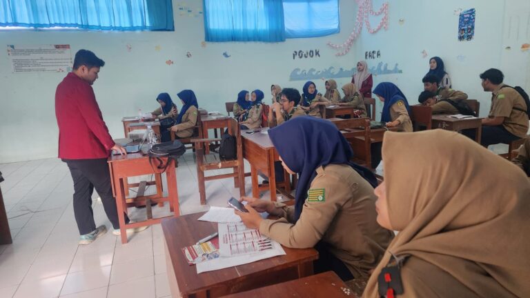 Promosi S1 Keperawatan UMM di SMK 1 Muhammadiyah Blitar